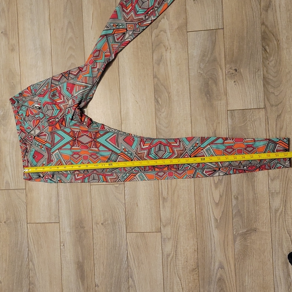 ASICS Leggings Geometric green, Peach, Pink design size SMALL - Picture 7 of 8